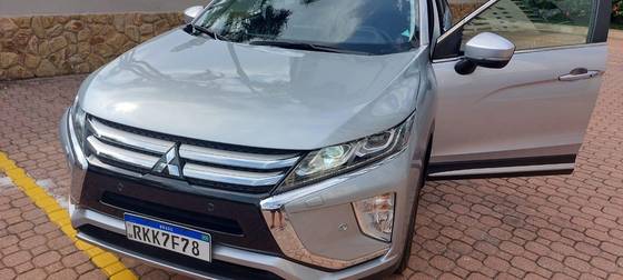 MITSUBISHI ECLIPSE CROSS 1.5 MIVEC TURBO GASOLINA HPE-S CVT MITSUBISHI ECLIPSE CROSS 1.5 MIVEC TURBO GASOLINA HPE-S CVT